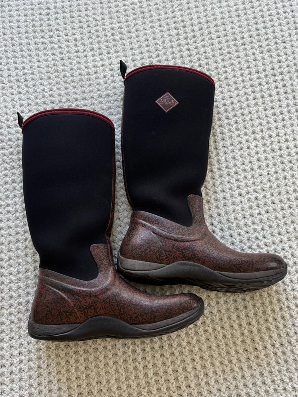 Muck Boot Company Women's Black & Red Rain Boots